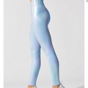 Carbon38 Luminous Leggings in Ice